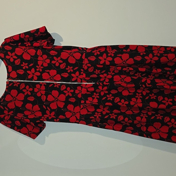 Lularoe red black floral dress. Size 2X. - Picture 5 of 6